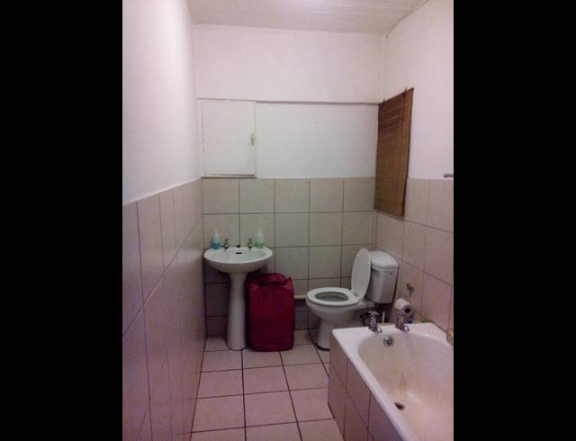 1 BEDROOM APARTMENT RENTED IN HUMEWOOD